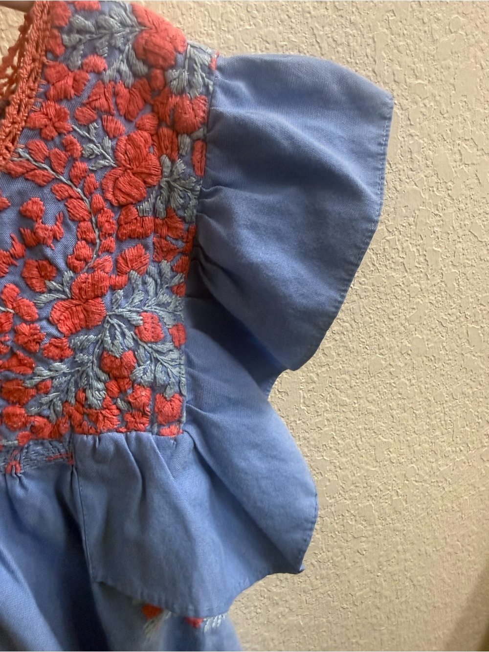 Mi Golondrina Blue Embroidered Flutter Sleeve Top with Coral Floral Detail - Picture 3 of 11